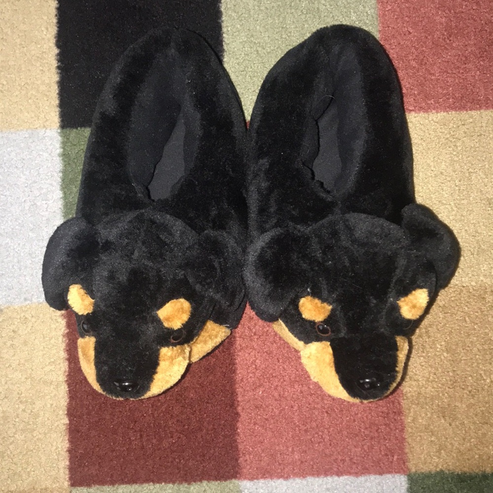 Rottweiler Slippers - Picture 2 of 3